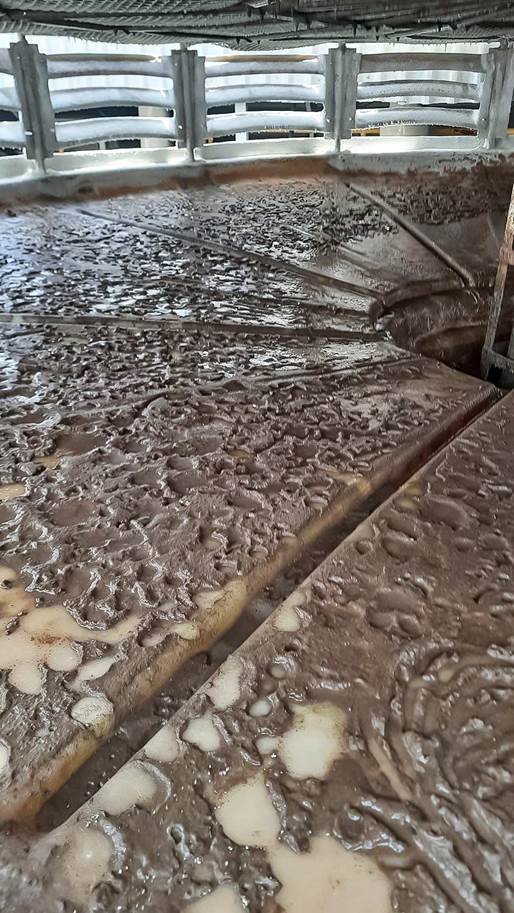 Physical appearance of deposits or corrosion on visual inspection