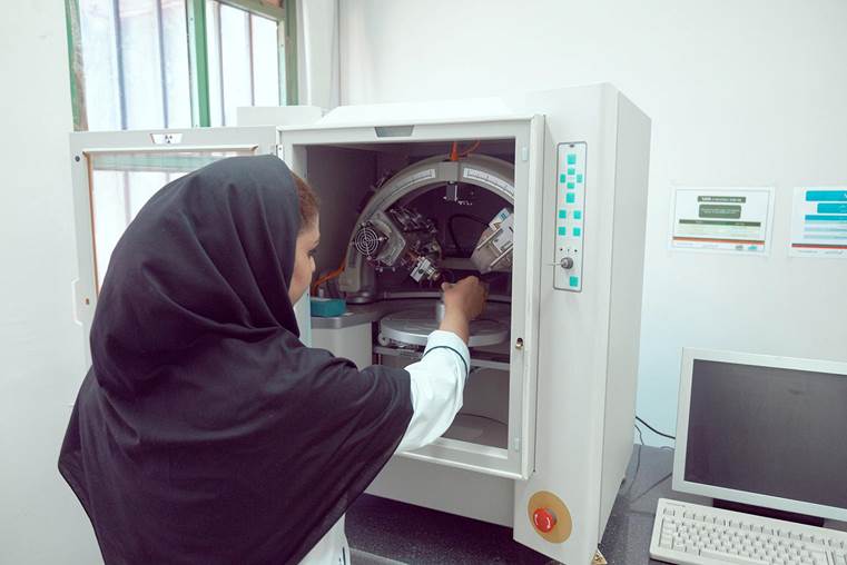 Advanced Abrizan laboratory equipped with equipment for precise analysis of water, wastewater and material parameters